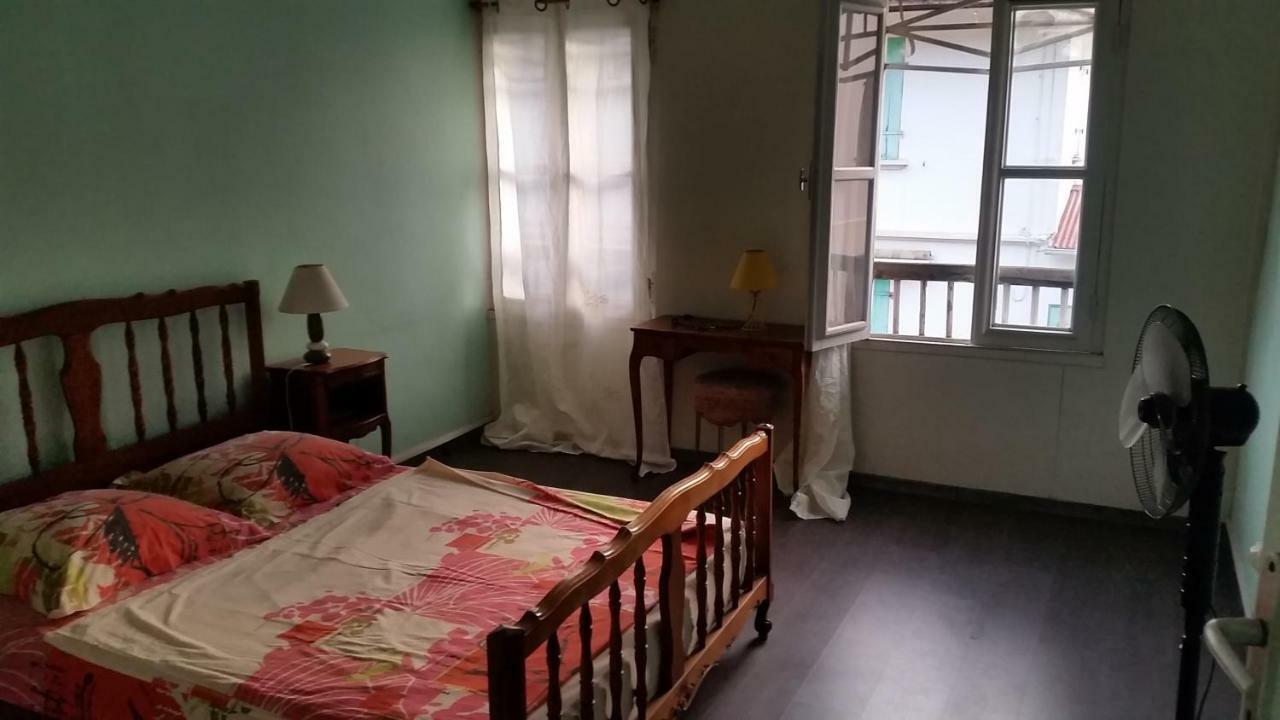 Chambre D'Hote A Saint-Pierre Exterior photo